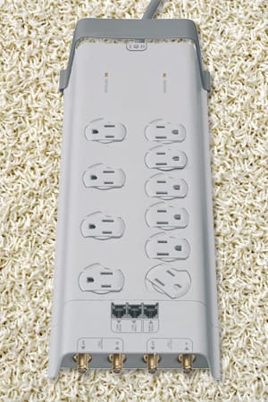 surge protector plug